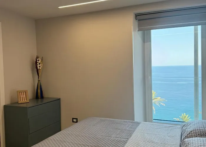 Finestra Sul Mare Bordighera